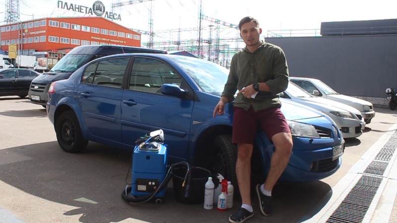 Делаем химчистку светлого салона с помощью Sabrina